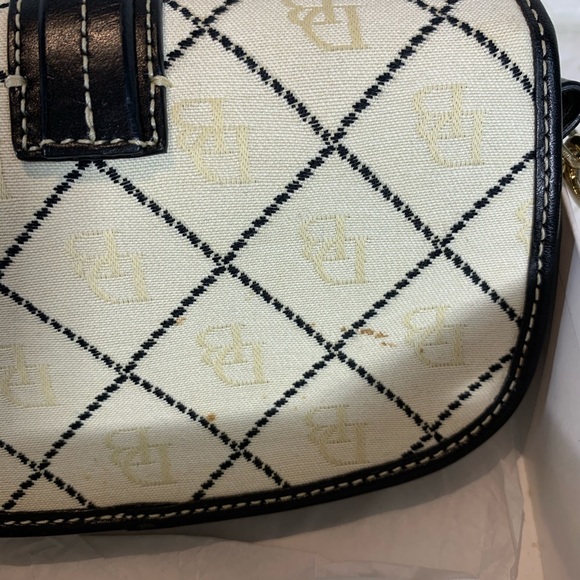 Dooney & Bourke Wristlet Vintage - Picture 5 of 16